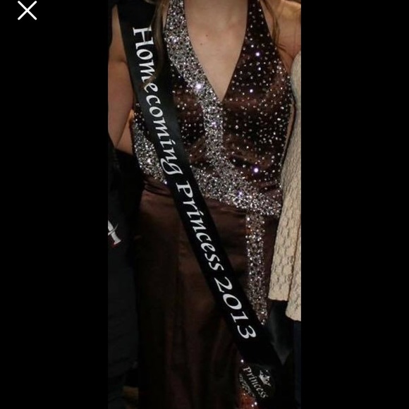 Women’s brown and silver formal dress - Picture 2 of 3